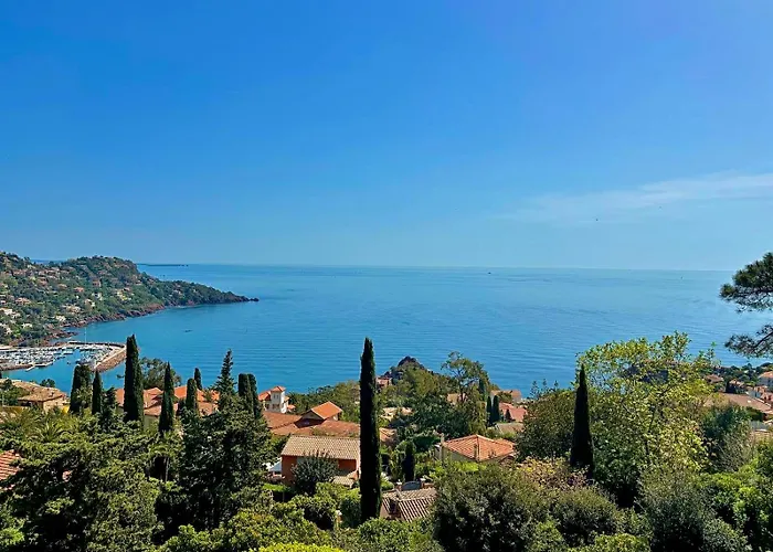 Villa Provencale Vue & Piscine Privee Saint-Raphaël
