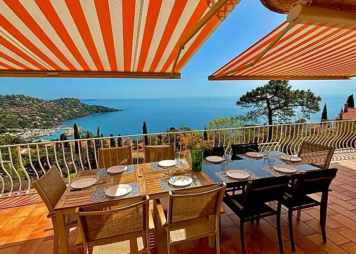 Provencale Vue & Piscine Privee