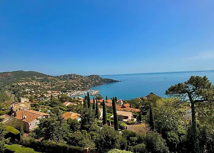 Villa Provencale Vue & Piscine Privee *