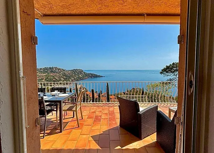 Villa Provencale Vue & Piscine Privee *