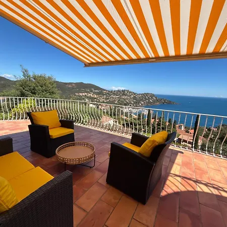 Villa Provencale Vue & Piscine Privee Saint-Raphael (Var)